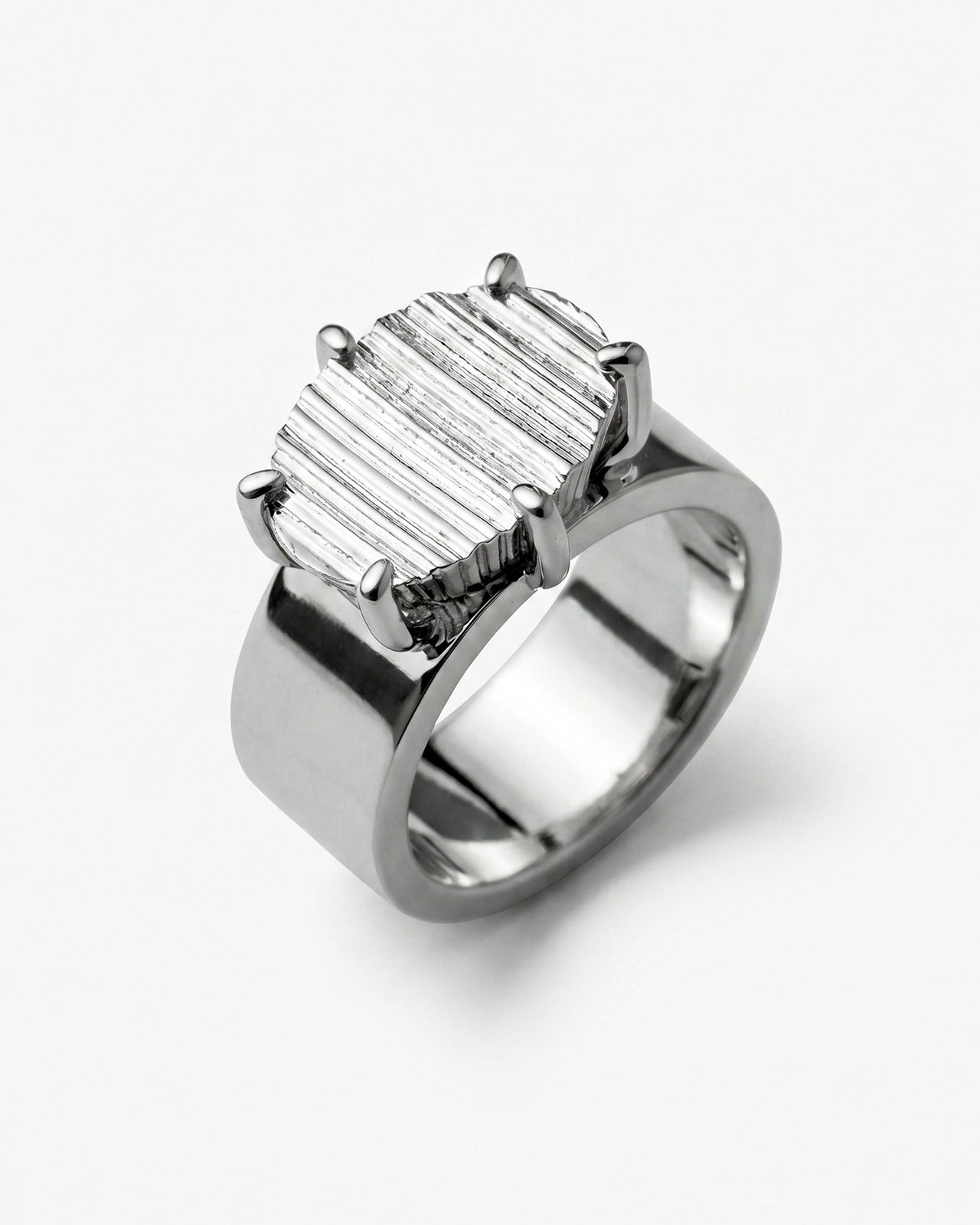 Ring Metal Stone